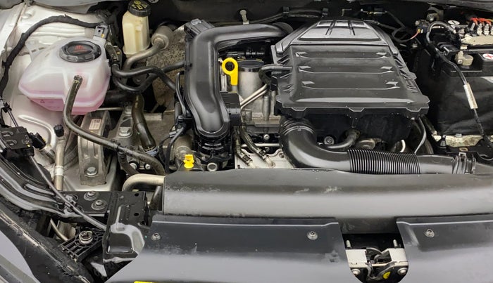 2023 Skoda SLAVIA AMBITION 1.0L TSI MT, Petrol, Manual, 40,443 km, Engine View - Right