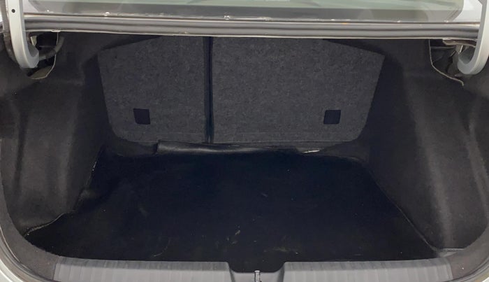 2023 Skoda SLAVIA AMBITION 1.0L TSI MT, Petrol, Manual, 40,443 km, Boot Inside