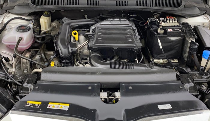 2023 Skoda SLAVIA AMBITION 1.0L TSI MT, Petrol, Manual, 40,443 km, Engine View