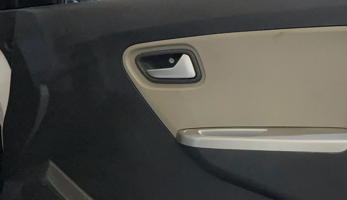 2017 Maruti Alto K10 VXI (O) AMT, Petrol, Automatic, 20,652 km, Driver Side Door Panels Control