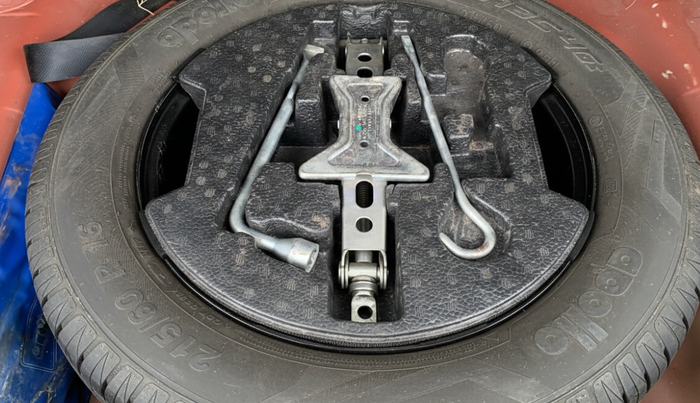 2017 Maruti Vitara Brezza ZDI PLUS DUAL TONE, Diesel, Manual, 98,175 km, Spare Tyre