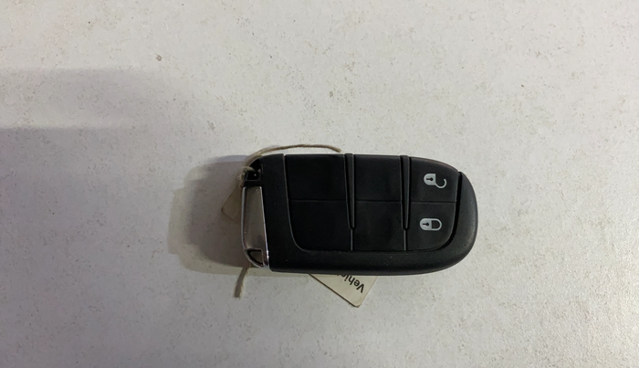 2017 Jeep Compass LIMITED 1.4 PETROL AT, Petrol, Automatic, 73,632 km, Key Close Up