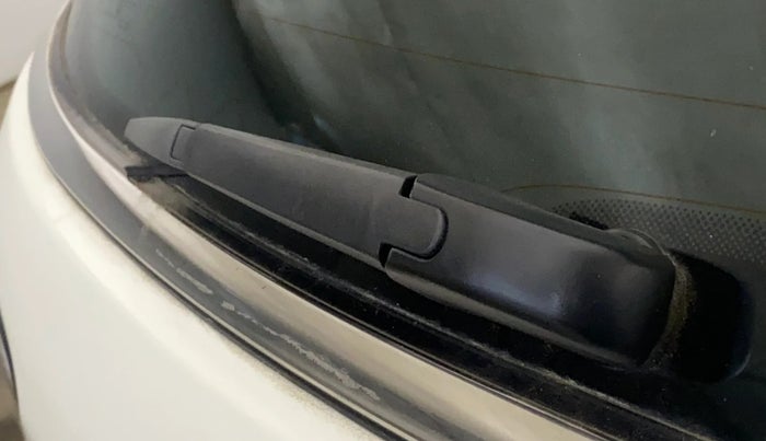 2017 Jeep Compass LIMITED 1.4 PETROL AT, Petrol, Automatic, 73,632 km, Rear Wiper