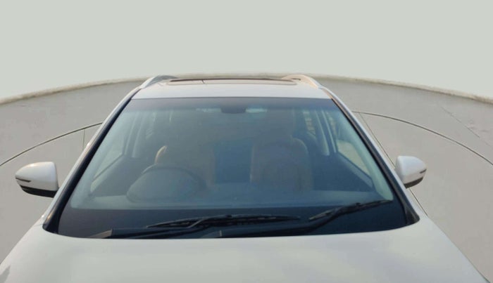 2022 MG HECTOR SHINE 1.5 PETROL TURBO CVT, Petrol, Automatic, 18,158 km, Front Windshield