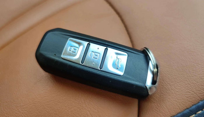 2022 MG HECTOR SHINE 1.5 PETROL TURBO CVT, Petrol, Automatic, 18,158 km, Key Close Up