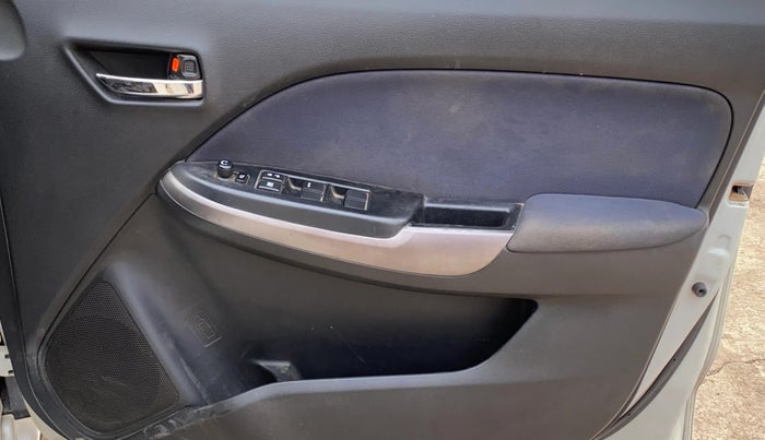2019 Maruti Baleno ZETA PETROL 1.2, Petrol, Manual, 93,017 km, Driver Side Door Panels Control