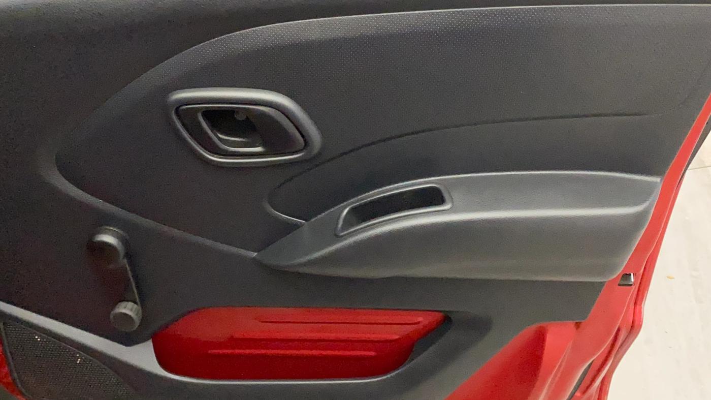 2019 Datsun Go A, Petrol, Manual, 25,749 km, Driver Side Door Panels Control
