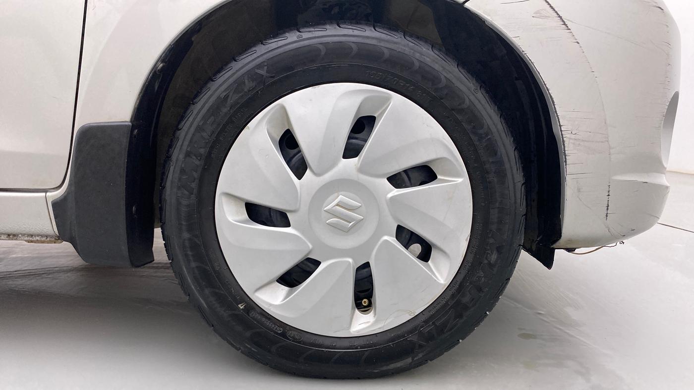 2014 Maruti Celerio VXI AMT, Petrol, Automatic, 72,041 km, Right Front Wheel