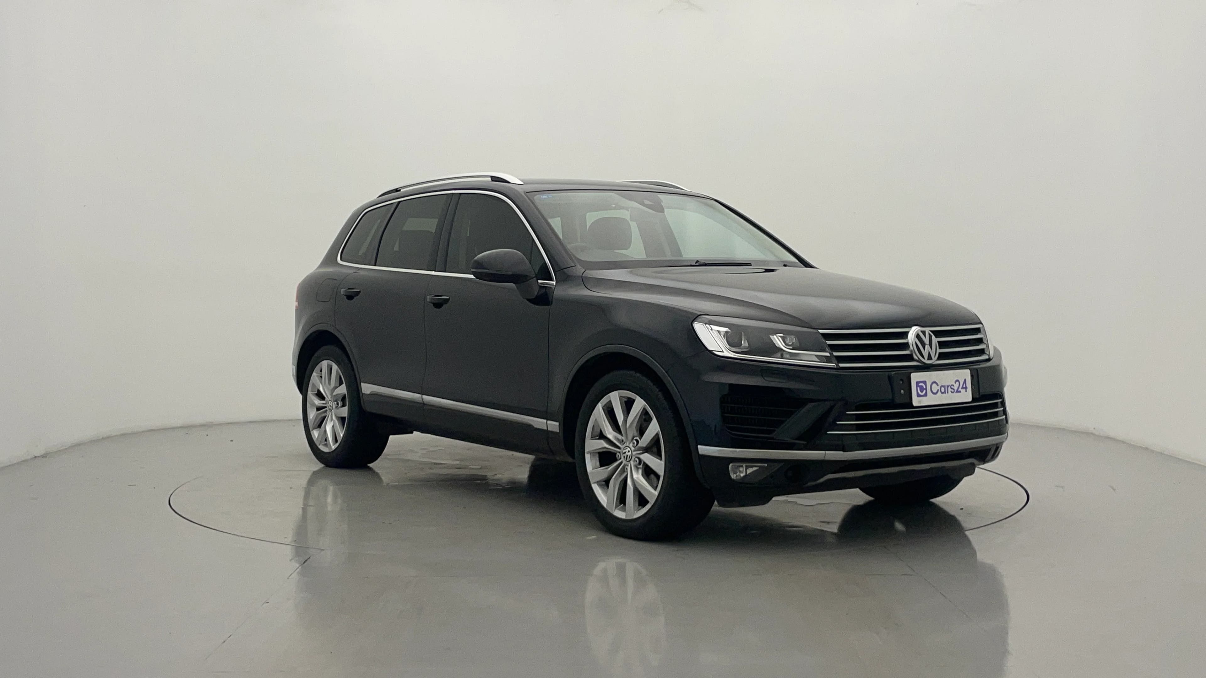 Volkswagen Touareg image