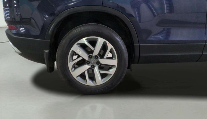 2021 Tata Safari XZA PLUS, Diesel, Automatic, 39,464 km, Right Rear Wheel