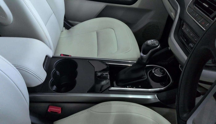 2021 Tata Safari XZA PLUS, Diesel, Automatic, 39,464 km, Gear Lever