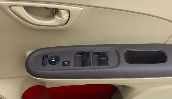 2013 Honda Brio S MT, Petrol, Manual, 53,285 km, Driver Side Door Panels Control