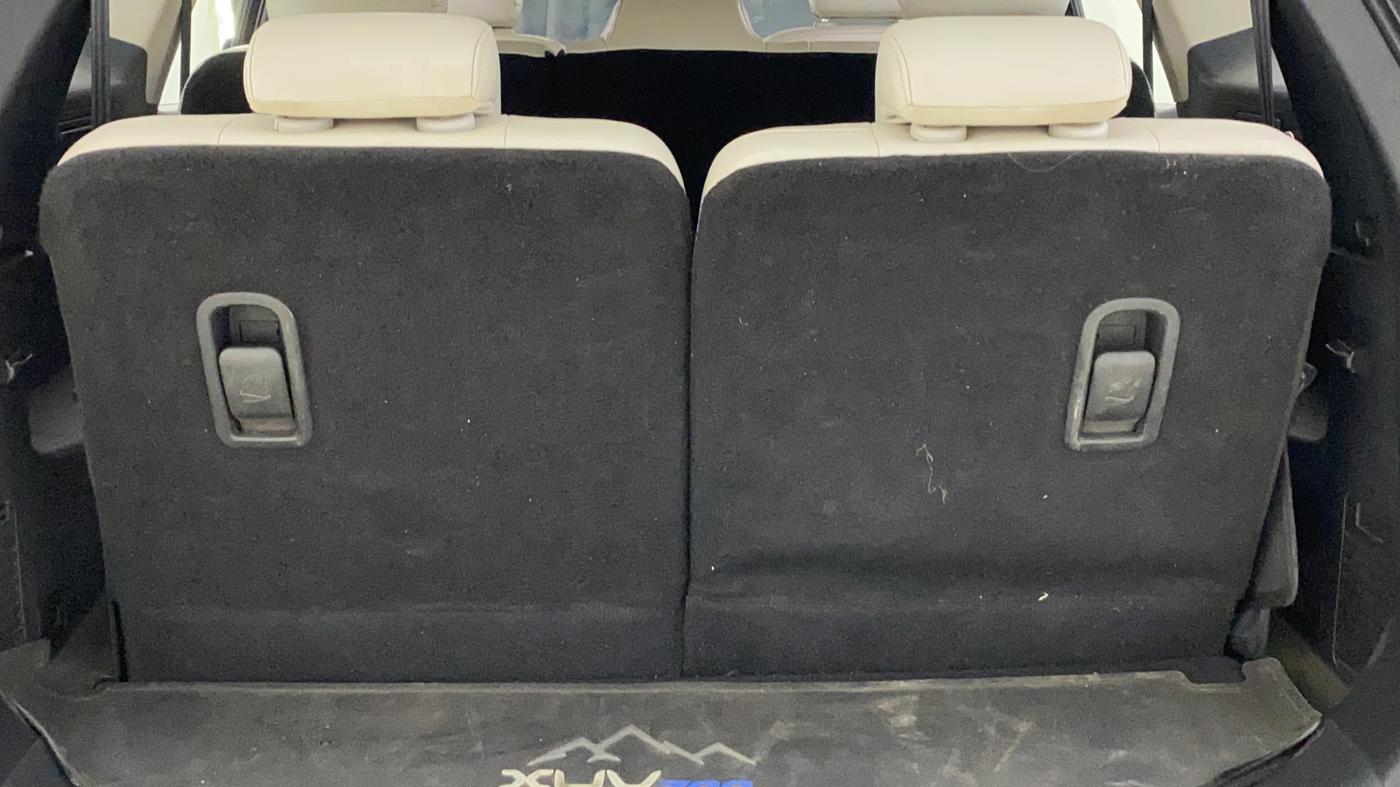 2021 Mahindra XUV700 AX 7 LUXURY P AT 7 STR, Petrol, Automatic, 73,781 km, Boot Inside