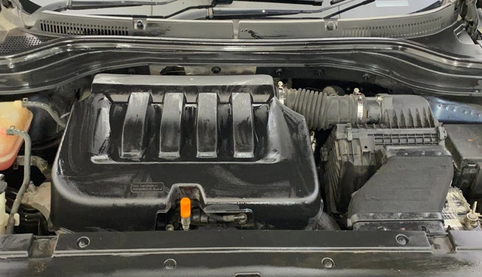 2021 Mahindra XUV700 AX 7 LUXURY P AT 7 STR, Petrol, Automatic, 73,781 km, Engine View