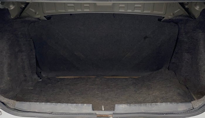 2015 Honda Amaze 1.2L I-VTEC S, Petrol, Manual, 61,235 km, Boot Inside