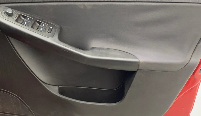 2015 Tata Zest XMS PETROL, Petrol, Manual, 38,367 km, Driver Side Door Panels Control