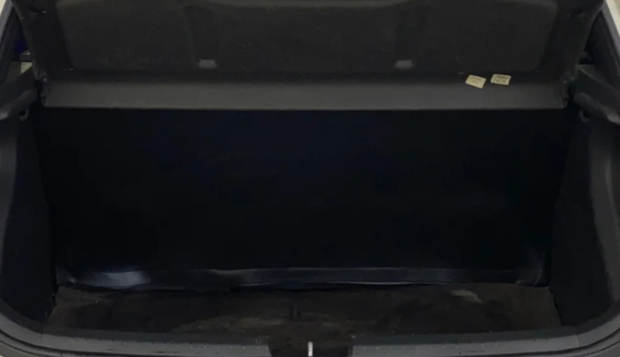 2015 Hyundai i20 Active 1.2 S, Petrol, Manual, 66,054 km, Boot Inside