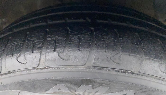 2019 Hyundai Xcent SX 1.2, Petrol, Manual, 35,829 km, Right Front Tyre Tread