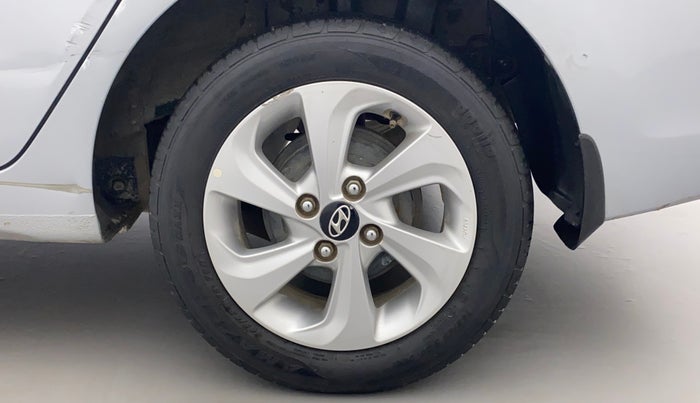 2019 Hyundai Xcent SX 1.2, Petrol, Manual, 35,829 km, Left Rear Wheel