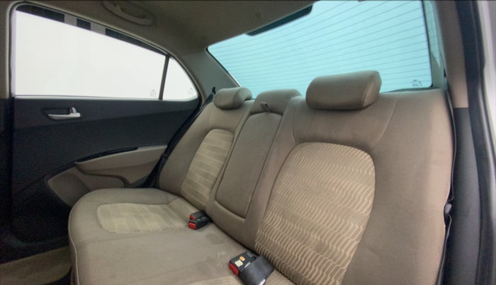 2019 Hyundai Xcent SX 1.2, Petrol, Manual, 35,829 km, Right Side Rear Door Cabin