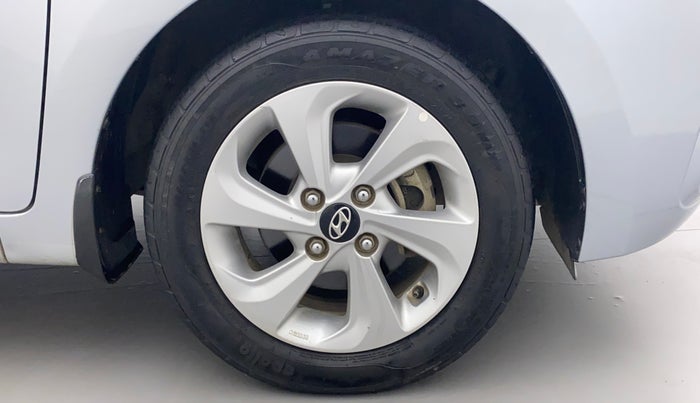 2019 Hyundai Xcent SX 1.2, Petrol, Manual, 35,829 km, Right Front Wheel