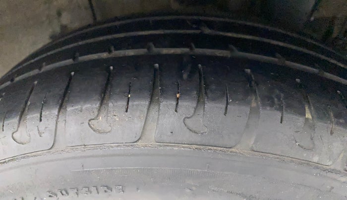 2019 Hyundai Xcent SX 1.2, Petrol, Manual, 35,829 km, Left Rear Tyre Tread