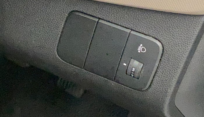 2019 Hyundai Xcent SX 1.2, Petrol, Manual, 35,829 km, Dashboard - Headlight height adjustment not working