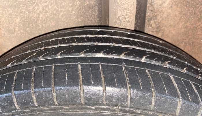 2020 MG HECTOR PLUS SHARP 1.5 PETROL TURBO DCT 6-STR, Petrol, Automatic, 44,116 km, Left Rear Tyre Tread