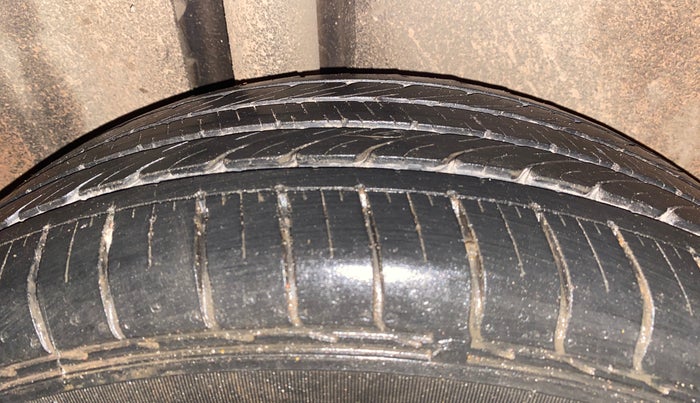 2020 MG HECTOR PLUS SHARP 1.5 PETROL TURBO DCT 6-STR, Petrol, Automatic, 44,116 km, Right Rear Tyre Tread
