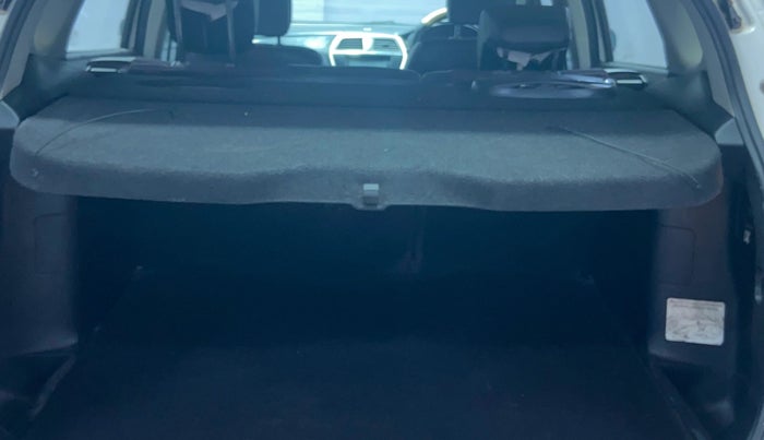 2015 Maruti S Cross ZETA 1.6, Diesel, Manual, 1,23,303 km, Boot Inside