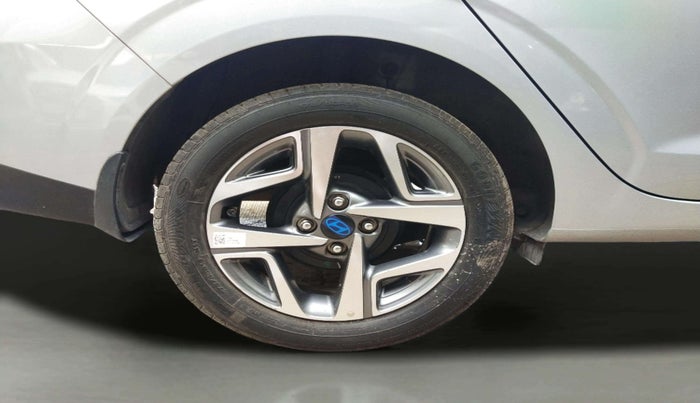 2024 Hyundai AURA SX 1.2 CNG, CNG, Manual, 11,711 km, Left Rear Wheel