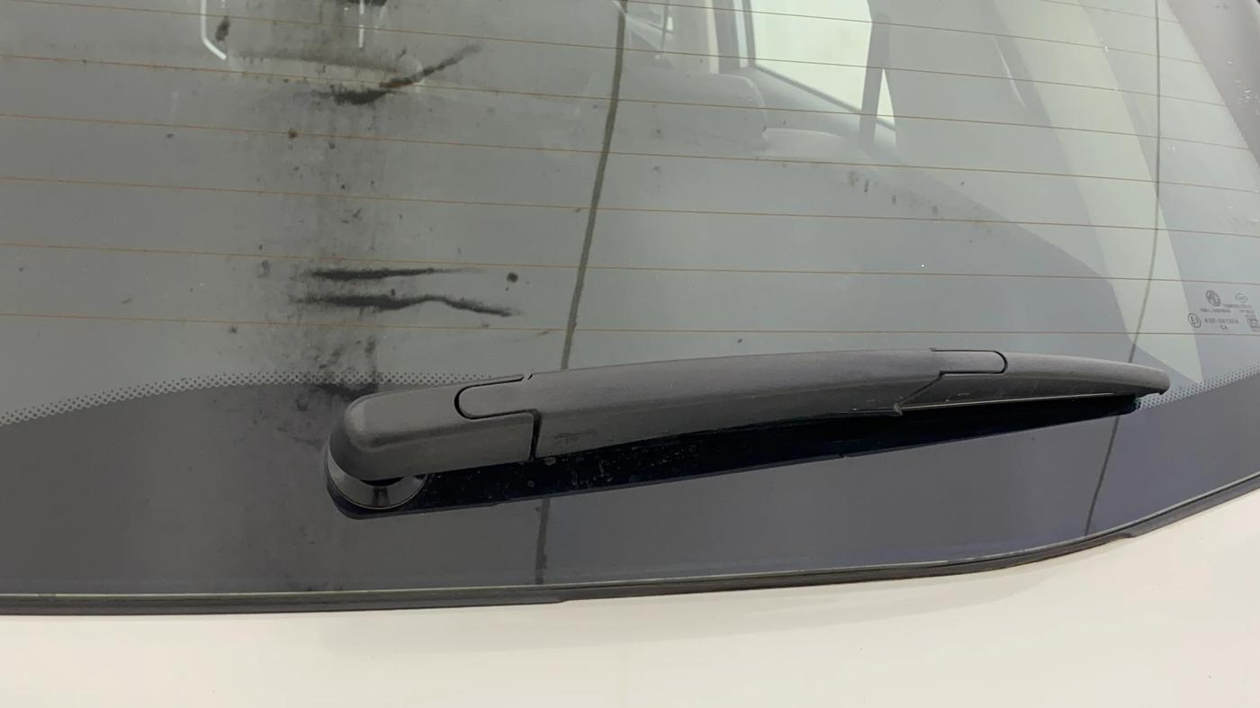 2020 MG HECTOR SMART 1.5 DCT PETROL, Petrol, Automatic, 50,644 km, Rear Wiper