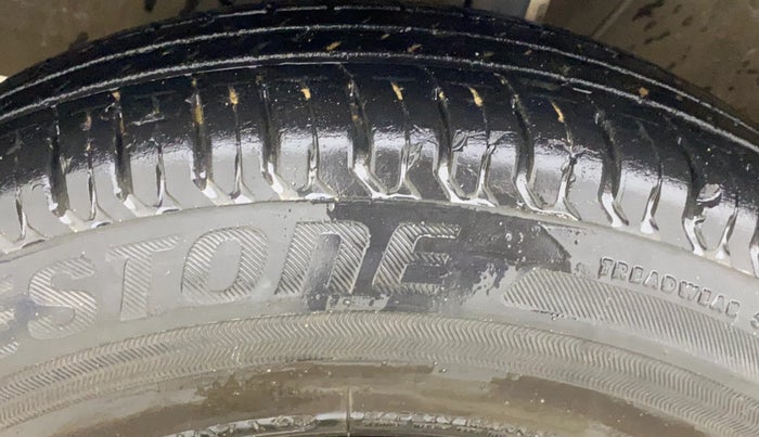 2018 Maruti Dzire VXI, Petrol, Manual, 29,832 km, Left Front Tyre Tread