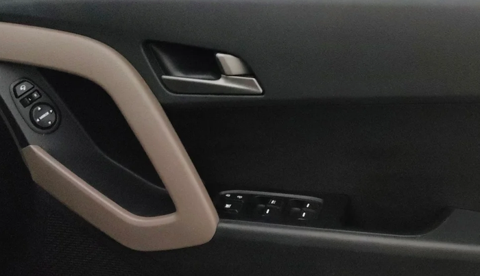 2016 Hyundai Creta SX PLUS AT 1.6 PETROL, Petrol, Automatic, 69,207 km, Driver Side Door Panels Control