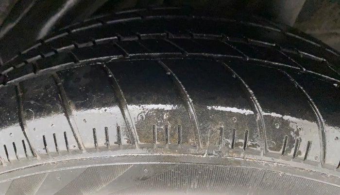 2012 Honda Brio S MT, Petrol, Manual, 82,146 km, Left Rear Tyre Tread