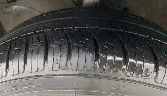 2012 Honda Brio S MT, Petrol, Manual, 82,146 km, Left Front Tyre Tread