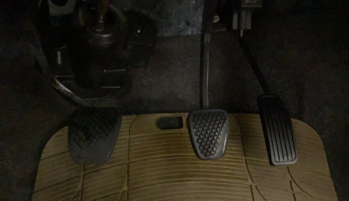 2012 Honda Brio S MT, Petrol, Manual, 82,146 km, Pedals