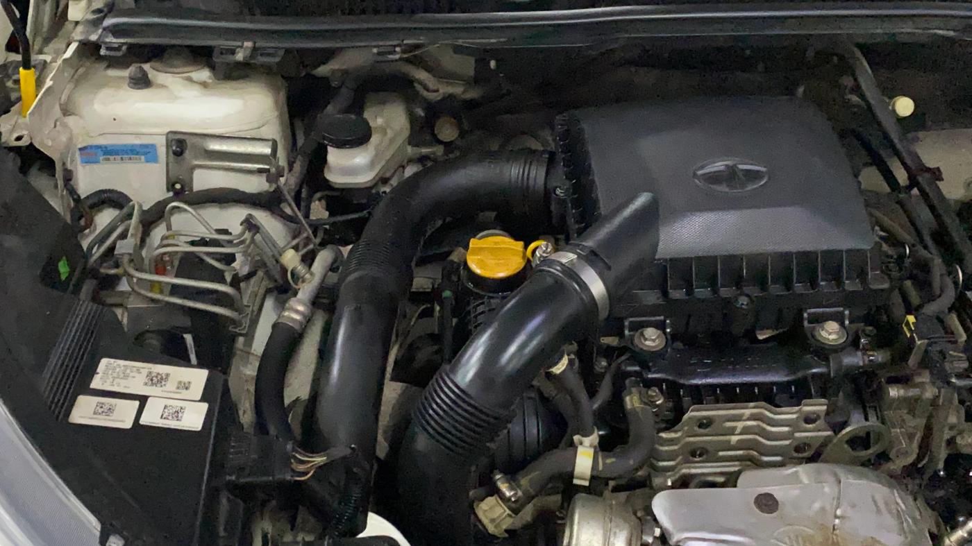 2022 Tata NEXON XZA PLUS PETROL, Petrol, Automatic, 61,987 km, Engine View - Right