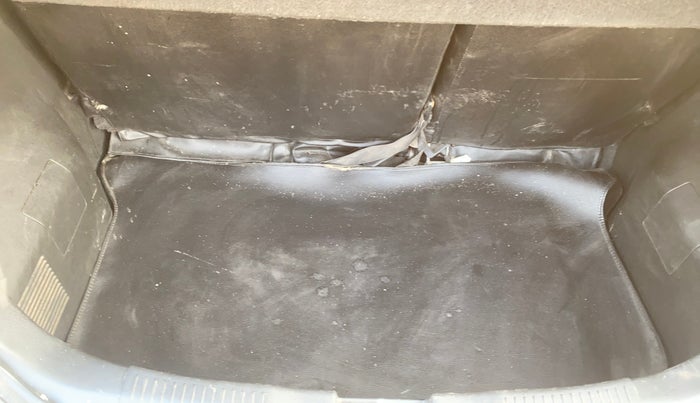 2018 Maruti IGNIS DELTA 1.2, Petrol, Manual, 56,655 km, Boot Inside