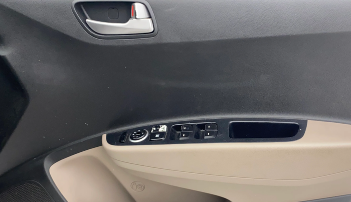 2016 Hyundai Xcent SX 1.2, Petrol, Manual, 92,812 km, Driver Side Door Panels Control