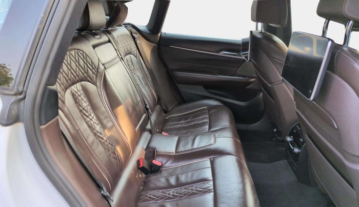 2019 BMW 6 Series 630D GT M SPORT, Diesel, Automatic, 64,599 km, Right Side Rear Door Cabin