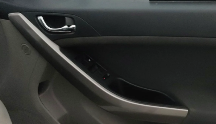 2019 Tata NEXON XZ PLUS PETROL, Petrol, Manual, 64,825 km, Driver Side Door Panels Control