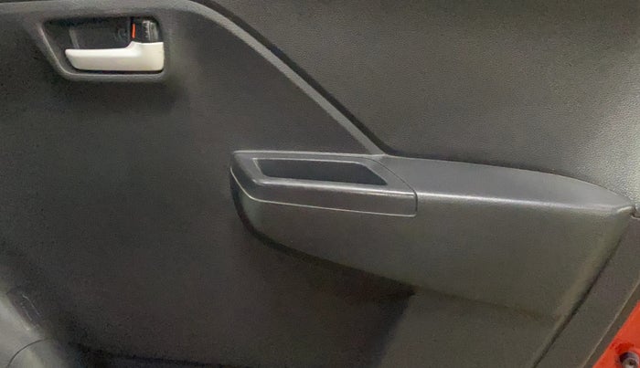 2022 Maruti Alto K10 VXI PLUS, Petrol, Manual, 42,620 km, Driver Side Door Panels Control