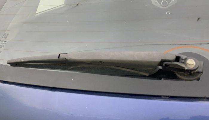 2017 Maruti Baleno DELTA PETROL 1.2, Petrol, Manual, 1,28,599 km, Rear Wiper