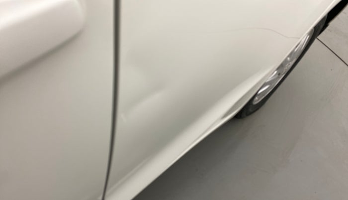 2012 Honda Brio V MT, Petrol, Manual, 90,184 km, Rear left door - Slightly dented