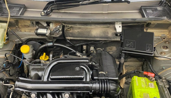 2017 Renault Kwid RXT 1.0 AMT, Petrol, Automatic, 74,010 km, Engine View