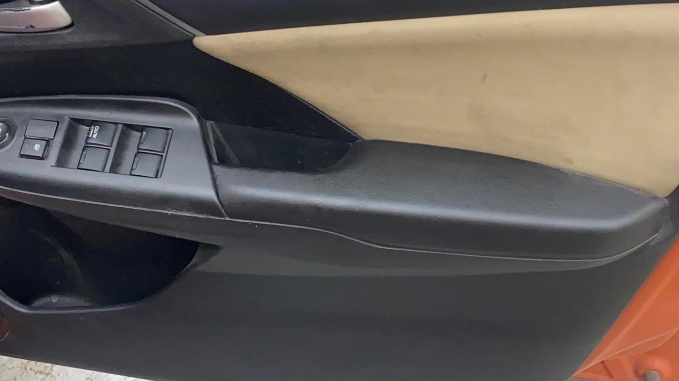 2015 Honda Jazz 1.5L I-DTEC V, Diesel, Manual, 1,45,808 km, Driver Side Door Panels Control
