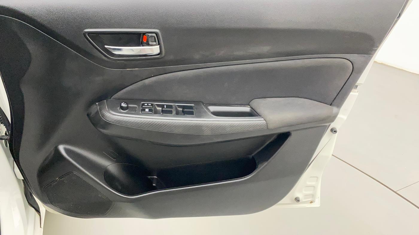 2023 Maruti Swift VXI, Petrol, Manual, 10,050 km, Driver Side Door Panels Control