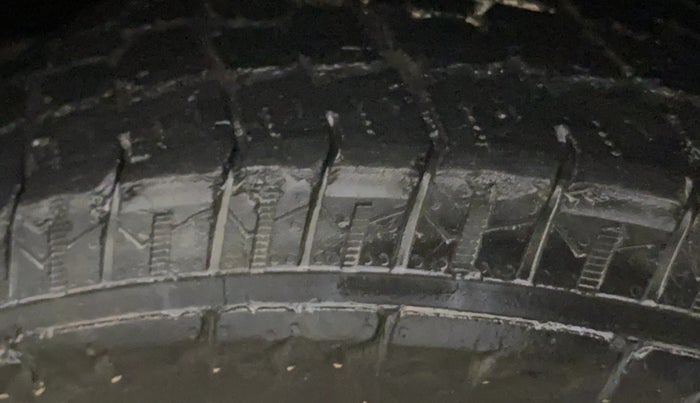 2023 Mahindra Thar LX HT PETROL 4WD MT, Petrol, Manual, 60,198 km, Left Rear Tyre Tread