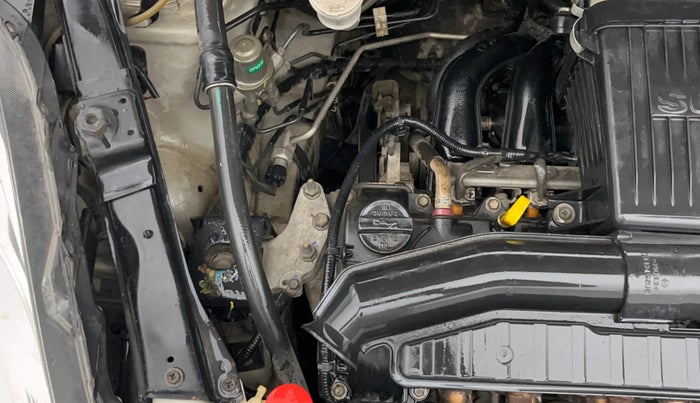 2015 Maruti Swift Dzire VXI, Petrol, Manual, 98,110 km, Engine View - Right